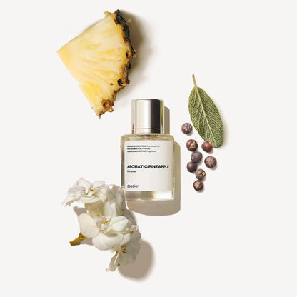 Aromatic Pineapple Dossier Inspiración de Y de YSL Piña jugosa se une a la limpieza herbal de la Salvia y los Conos de Enebro para una sensación crispy y vibrante.